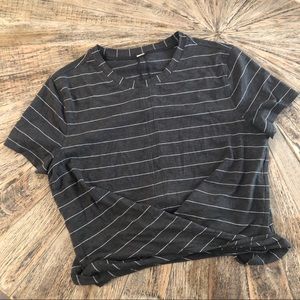 Lululemon cropped shirt